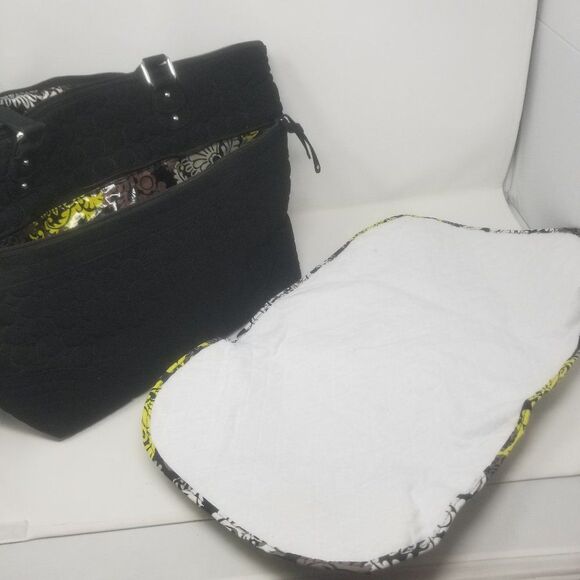 Vera Bradley Ultimate Baby Quilted Performance Twill Black Diaper Bag Change Pad - Picture 5 of 11